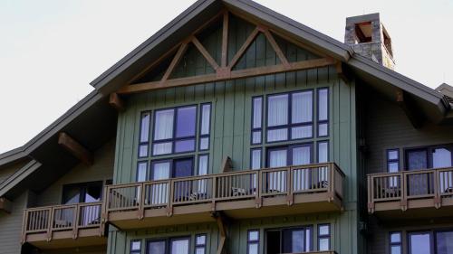 1530 BIG SPRUCE