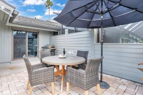 Timeless Treasure on Baywood Timeless Treasure on Baywood