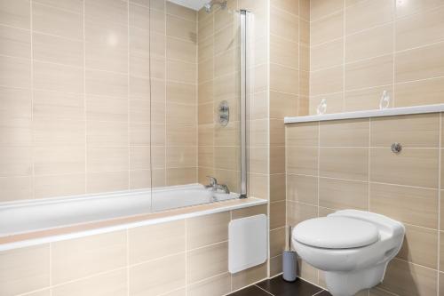 Waterfront Luxury Apartment, Liverpool (photo 3)