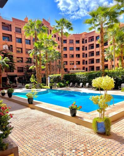 Premium Amazigh 2BR Flat - Balcony & Pool Access Room Type - Studio Apartment with Balcony