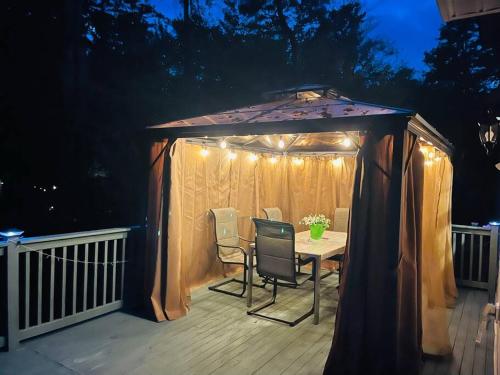 Beautiful Modern Home, Perfect for a getaway! Beautiful Modern Home, Perfect for a getaway!