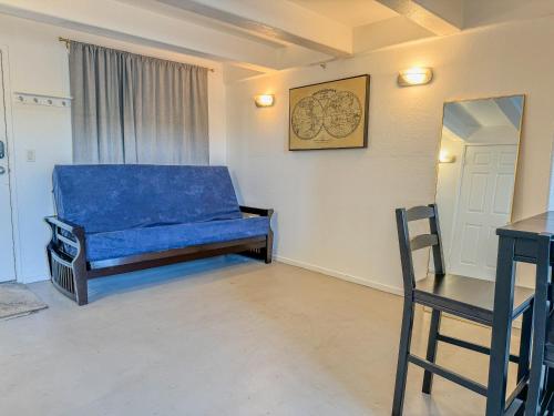 Apartment image 8