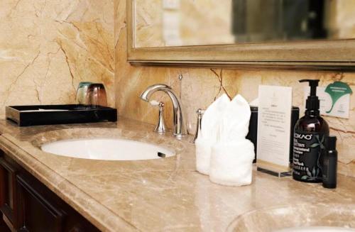 Comfort Suite image 5