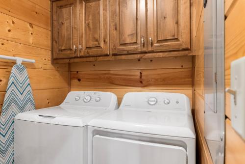 Creekside Tango - image 2