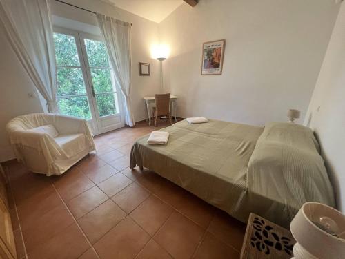 Villa 4 chambres avec piscine privée dans la verdure - FR-1-726-36 (Villa 4 chambres avec piscine privee dans la verdure - FR-1-726-36) in Gassin