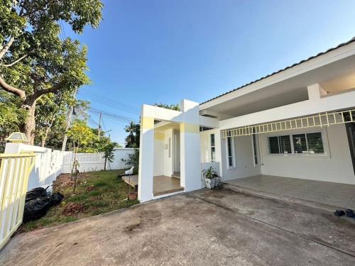 อรุณวิภา บ้านพักหนองคาย in Nong Kom Ko