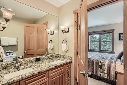 8594 Expedition Station Condo - image 2