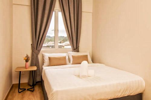 Three-Bedroom Apartment image 5