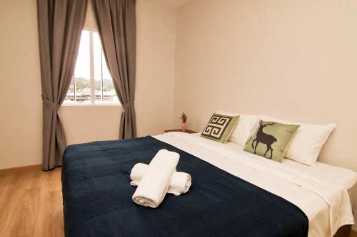Three-Bedroom Apartment image 4