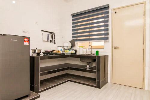 Three-Bedroom Apartment image 1