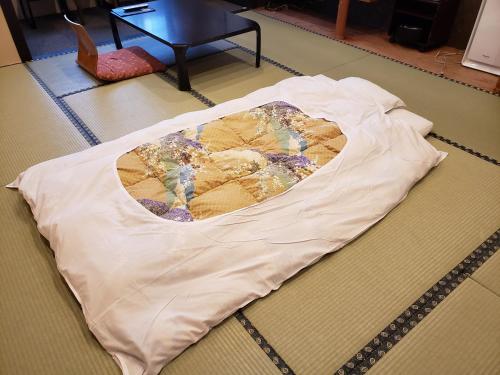 Japanese-Style Room image 10