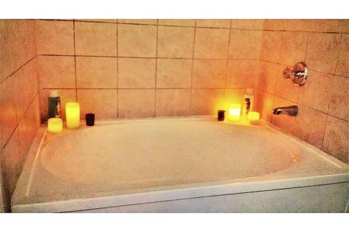 UPGRADED & STYLISH, POOL, HOT TUB, WALK TO STRIP!, Las Vegas (Foto 9)