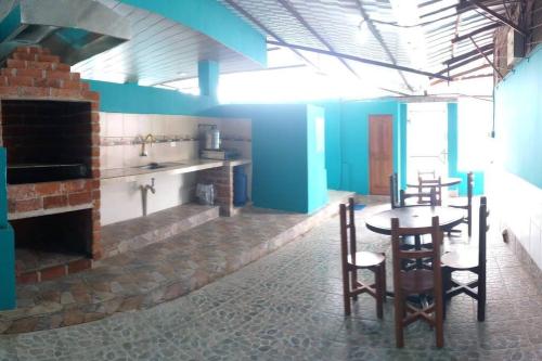 Habitación matrimonial con baño (Habitacion matrimonial con bano) in Arkidona