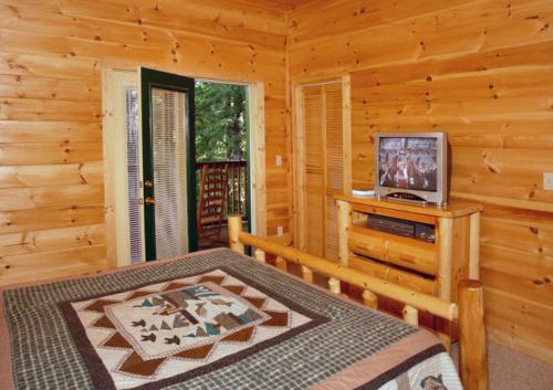 Honey Bear Hideaway - image 14