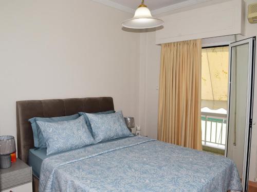 Apartment with Stunning Views - Sleeps 3 & Parking, Athen