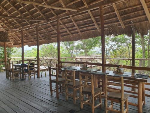 מסעדה, Topi Lodge in Bushenyi
