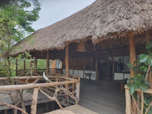 מסעדה, Topi Lodge in Bushenyi