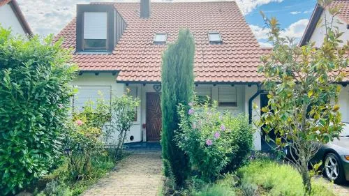 Nichtraucher-Gästezimmer Sabine in Neustadt an der Weinstraße, Österreich