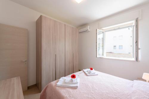 Apartment with Balcony image 8