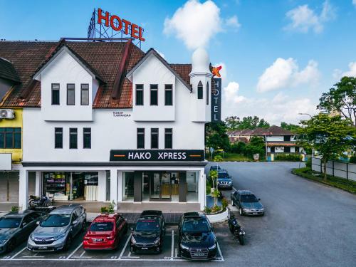 Exterior view, HAKO XPRESS TAMPOI in Tampoi