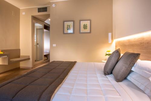 格西亚村庄Spa酒店