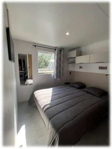 Mobil home climatisé très récent tout confort 6 personnes Mobil home climatisé très récent tout confort 6 personnes