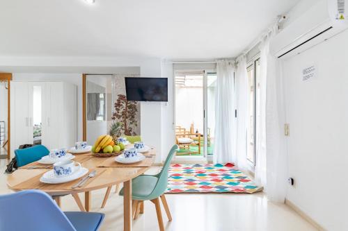 Grand Villa Valencia- large groups-8 min to Center by Metro, Valencie (fotografie 10)