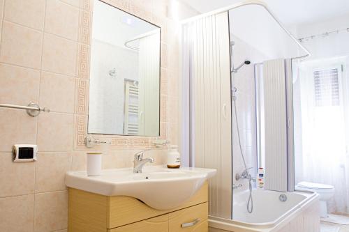 Baño, Alexas Rooms Crotone - Centro città (Alexas Rooms Crotone - Centro citta) in Crotona