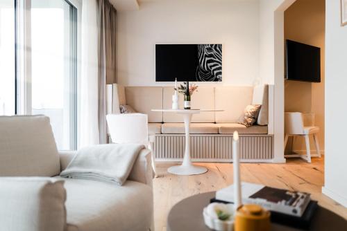 One-Bedroom Apartment with Balcony