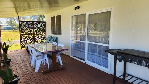 Faciliteiten, Aumaru Holiday Home in Aitutaki Airport