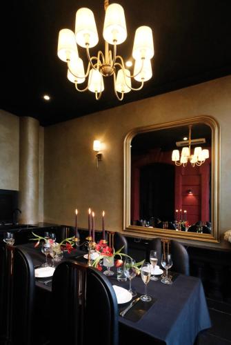 HOTEL le JARDIN SECRET saigon in District 4