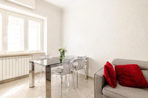 Casa Caterina - Modern design apartment near Vatican City, Rome (photo 6)