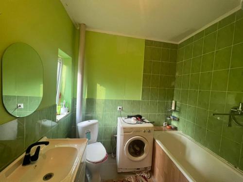 Ducha, Bakyt guest house in Toktogul