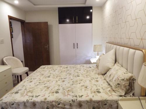 outclass furnished 1 bedroom apartment - image 9