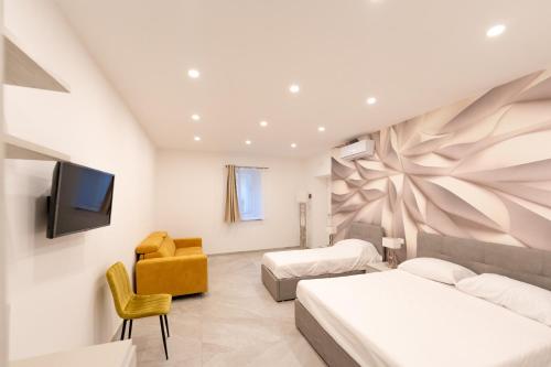 SUITES GAUDIOSO NAPOLI CENTER Room Type - Deluxe Family Suite