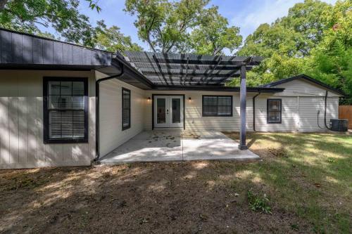 Incredible Modern 4 Bedroom in Коронадо Хилс