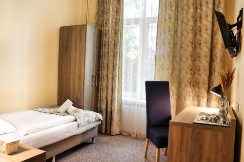 Hotel Lothus - image 12