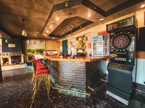 Zajazd nad Zalewem Dzibice -Pensjonat, Agroturystyka in 琴斯托霍瓦