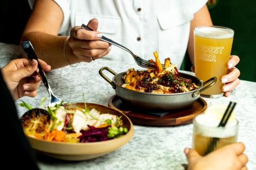 Étterem, The Foundry near Cave Hill Country Park