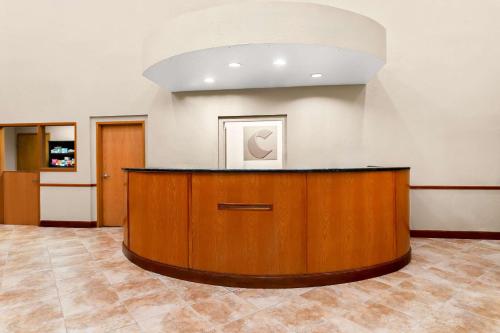 Comfort Suites Tampa Airport North in Tampa, USA