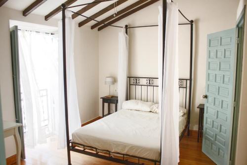 Beautiful home with private pool in Velez de Benaudalla