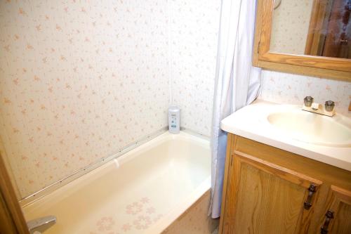 Pocono Family 3Bedroom House in Gouldsboro, USA