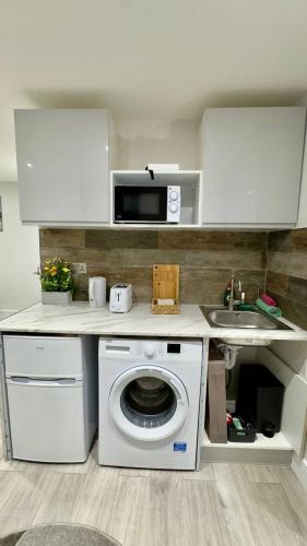 One bedroom in Camden, Londyn