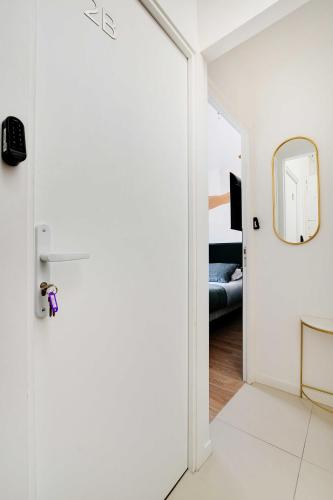 Cosy Cocoon for 2P with A/C - Near Montmartre - main image