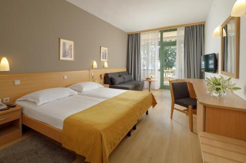 Premium Room with Balcony - Sea Side