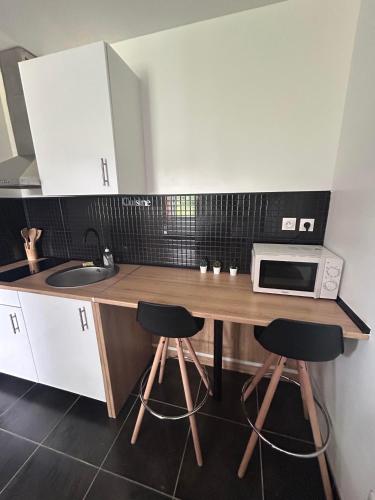 virtuve, appartement ILLUSION in Mantes-la-Jolie