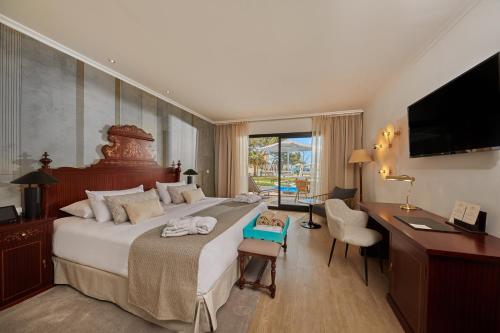 room detail thumbnail 0