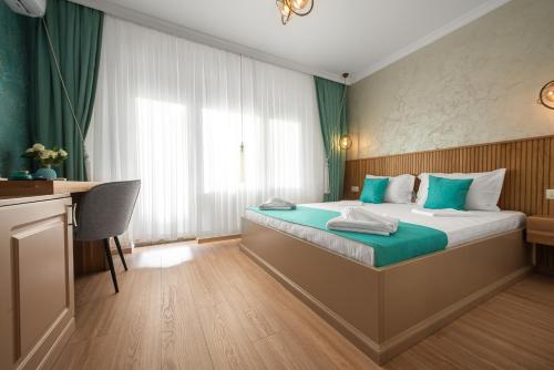 Thaya Rooms, Mangalia