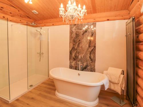 A szálláshely kívülről, Wainstones Lodge 2 in Carlton