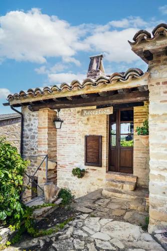 Castello di Cisterna Uno - Saragano